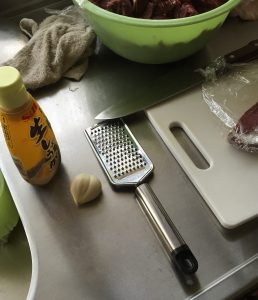 にんにくすりおろしで魔が宿る